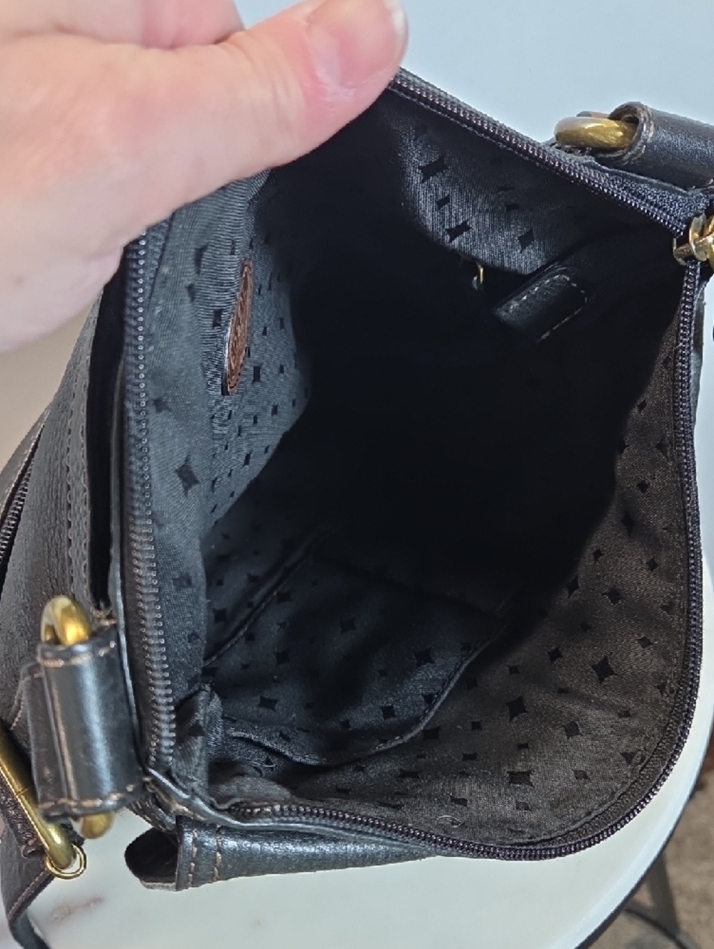 Fossil Black and Brown Leather Crossbody Bag - Picture 10 of 11